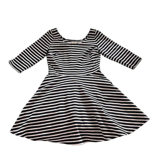 Hollister Black and White Striped Mini Skater Dress Size Small - Picture 1 of 4